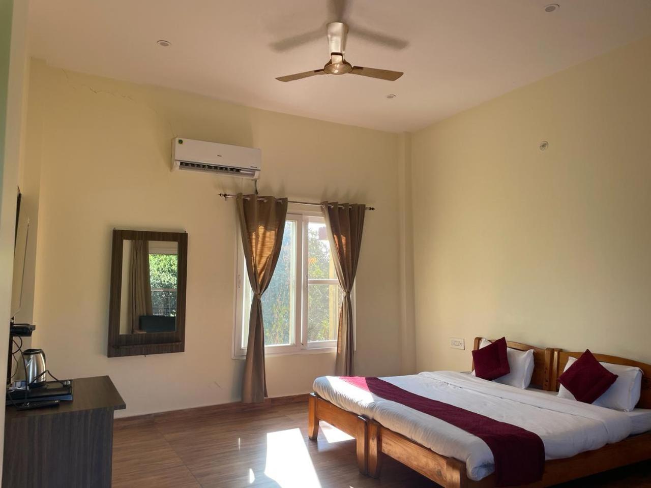 Karans Corbett Motel Ramnagar  Dış mekan fotoğraf